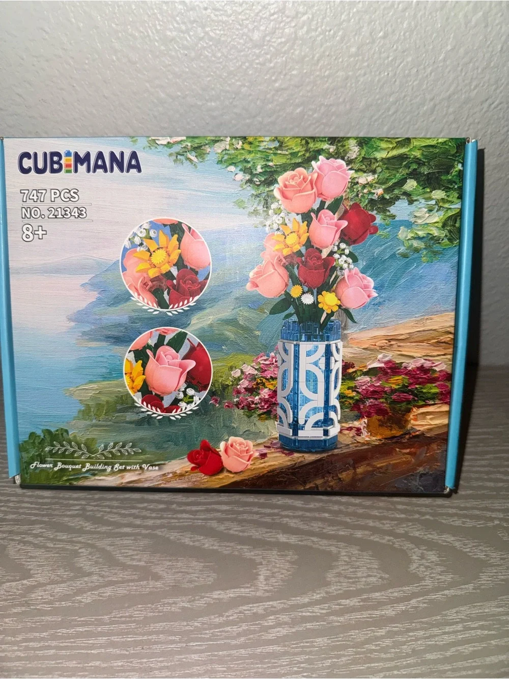 Cubimana 14 Flowers Bouquet Building Set with Vase and LED Light NEW